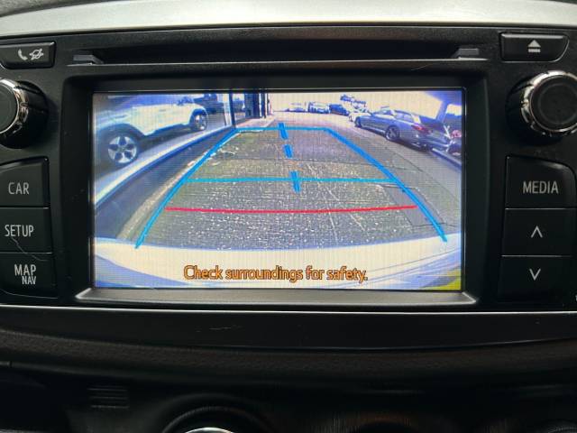 2012 Toyota Yaris 1.33 VVT-i Trend 5dr Multidrive-S