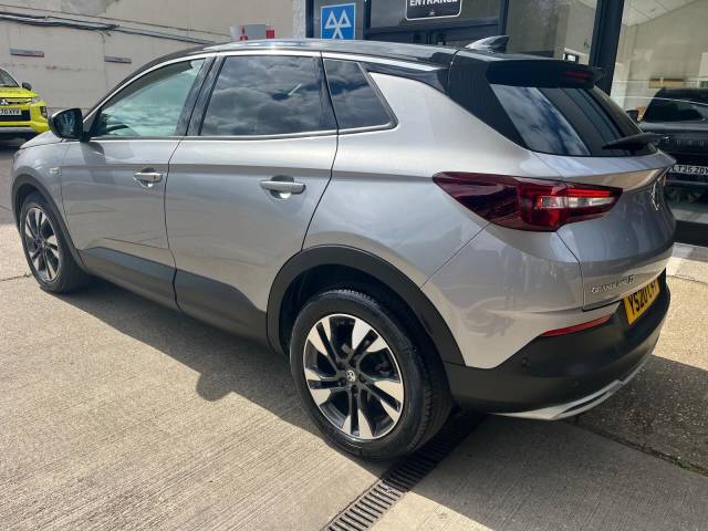 2020 Vauxhall Grandland X 1.2 Turbo SRi Nav 5dr