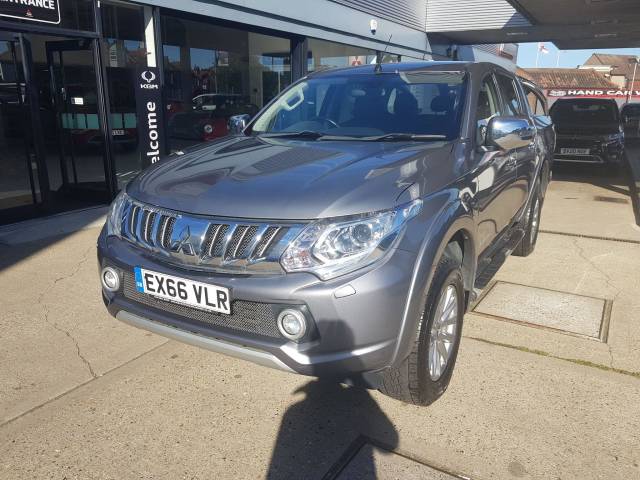 2016 Mitsubishi L200 2.4 Double Cab DI-D 178 Barbarian 4WD Auto
